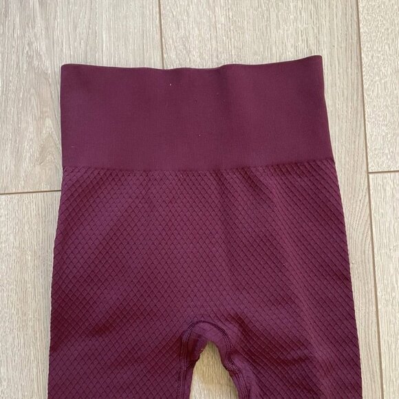 Balance Athletica Quartz Energy Amethyst leggings Women Small Berry Pull-On - Picture 8 of 11